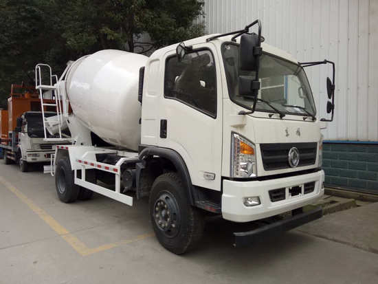 東風混凝土攪拌運輸車(6方7方)