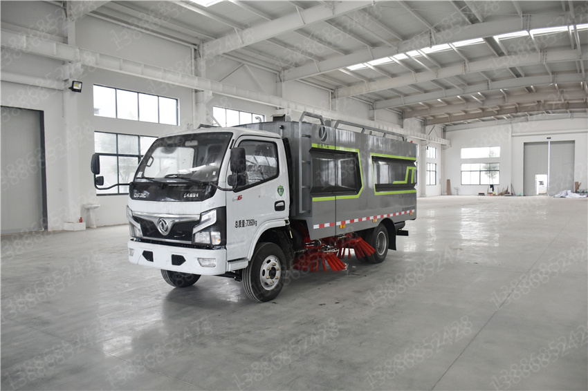 福瑞卡5.5方掃路車_CLT5070TSLEQ6型掃路車