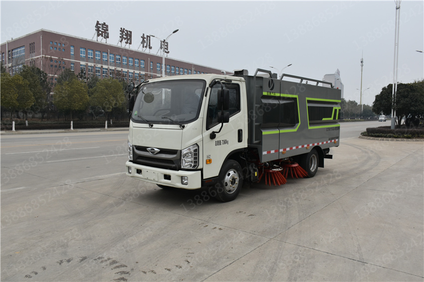 福田領航5.5方掃路車_CLT5071TSLBJ6型掃路車