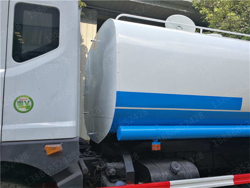 湖北盈通汽車藍牌3噸掃路車