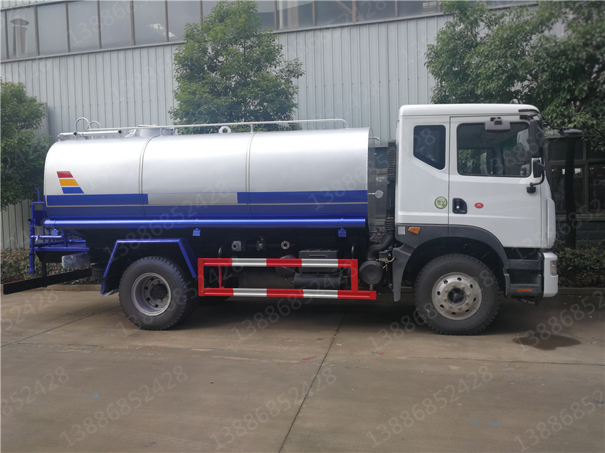 湖北盈通汽車陜西藍(lán)牌福田抑塵車價格